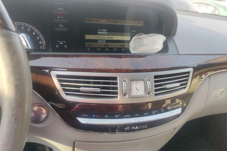 Used Mercedes-Benz S-Class 2012 S 350 L 4MATIC Grand Edition Audio And AC Panel