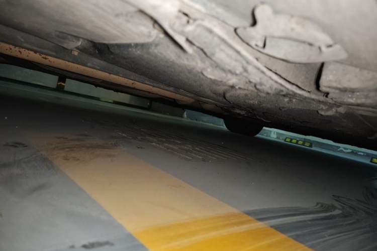 Used Mercedes-Benz S-Class 2012 S 300 L Business-Class Grand Edition Chassis Front Left