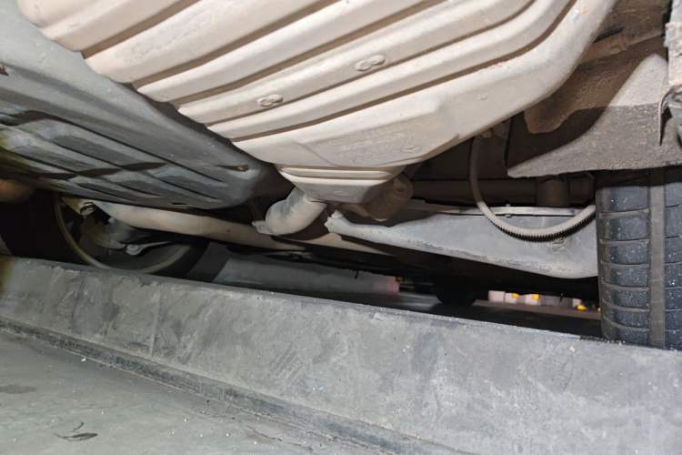 Used Mercedes-Benz S-Class 2012 S 500 L 4MATIC Grand Edition Chassis Front Left