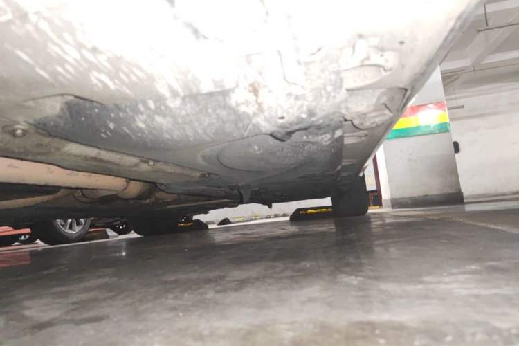 Used Mercedes-Benz S-Class 2012 S 300 L Business-Class Grand Edition Chassis Front Left