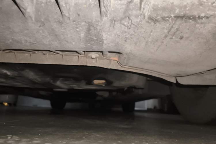 Used Mercedes-Benz S-Class 2012 S 300 L Business-Class Grand Edition Chassis Front