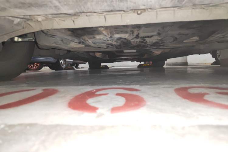 Used Mercedes-Benz S-Class 2012 S 300 L Business-Class Grand Edition Chassis Front