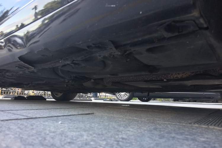 Used Mercedes-Benz S-Class 2012 S 400 L HYBRID Grand Edition Chassis Front Right
