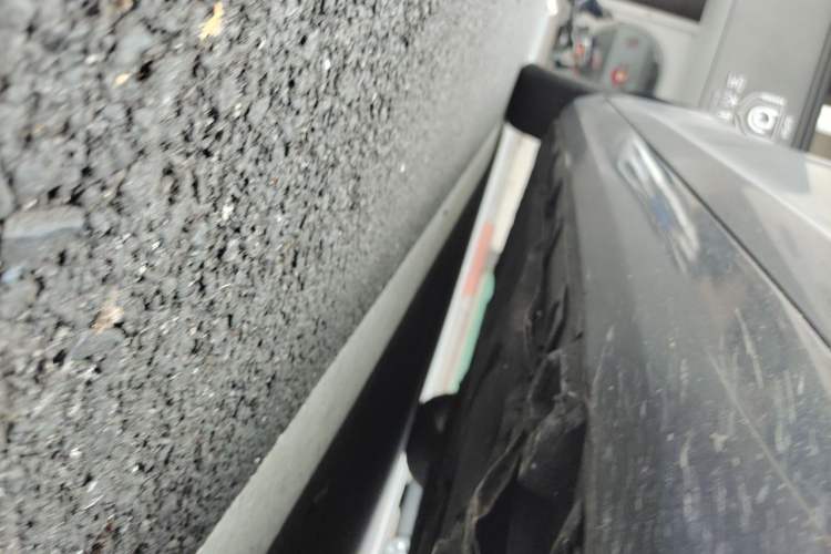 Used Mercedes-Benz S-Class 2012 S 300 L Business-Class Grand Edition Chassis Front Right