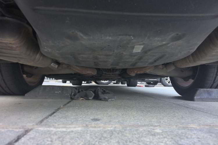 Used Mercedes-Benz S-Class 2012 S 400 L HYBRID Grand Edition Chassis Rear