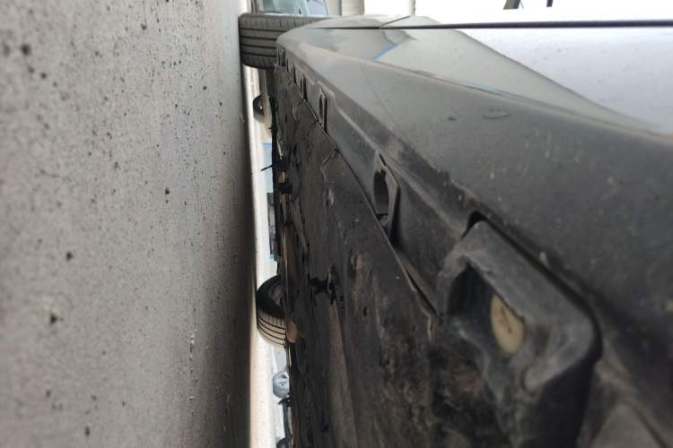 Used Mercedes-Benz S-Class 2012 S 350 L Grand Edition Chassis Rear Left