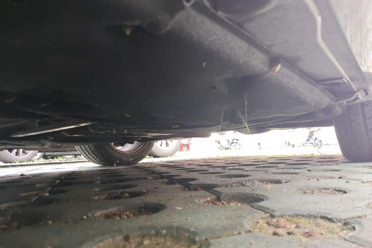 Used Mercedes-Benz S-Class 2012 S 350 L 4MATIC Grand Edition Chassis Rear Left
