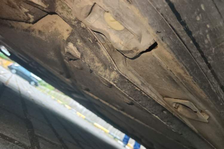 Used Mercedes-Benz S-Class  Chassis Rear Right