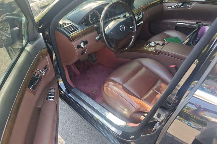 Used Mercedes-Benz S-Class 2012 S 300 L Business Standard Model Driver Seat