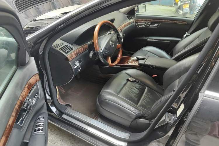 Used Mercedes-Benz S-Class 2012 S 350 L 4MATIC Grand Edition Driver Seat