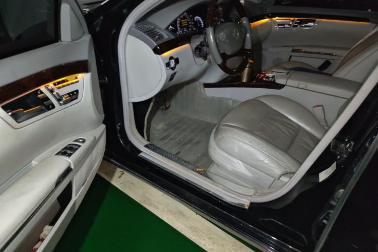 Used Mercedes-Benz S-Class 2012 S 400 L HYBRID Grand Edition Driver Seat