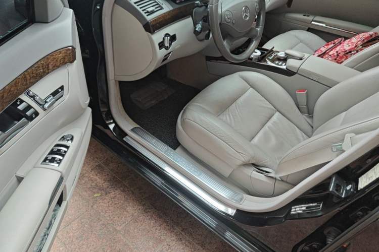 Used Mercedes-Benz S-Class 2012 S 300 L Business-Class Grand Edition Driver Seat