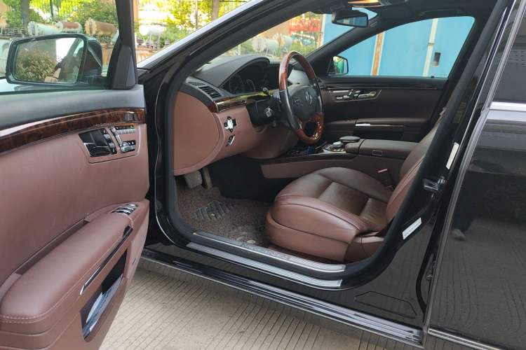 Used Mercedes-Benz S-Class 2012 S 350 L Grand Edition Driver Seat