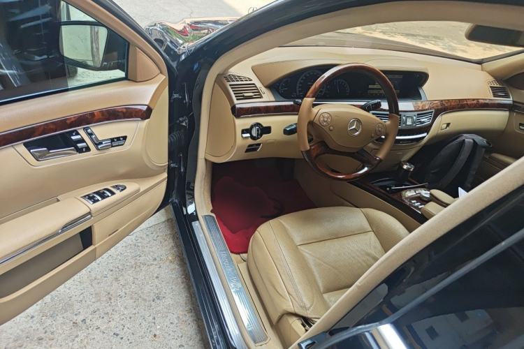 Used Mercedes-Benz S-Class 2012 S 400 L HYBRID Grand Edition Driver Seat
