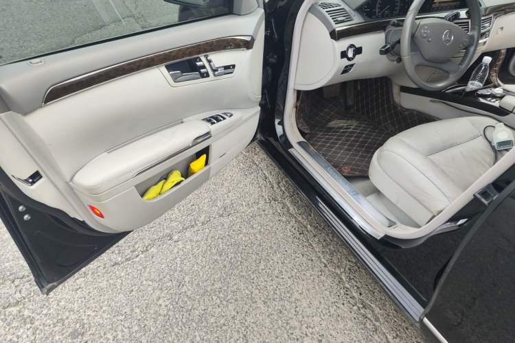 Used Mercedes-Benz S-Class 2012 S 300 L Prestige Grand Edition Driver Seat