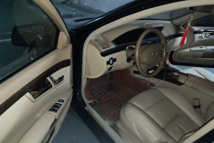Used Mercedes-Benz S-Class 2012 S 300 L Prestige Grand Edition Driver Seat