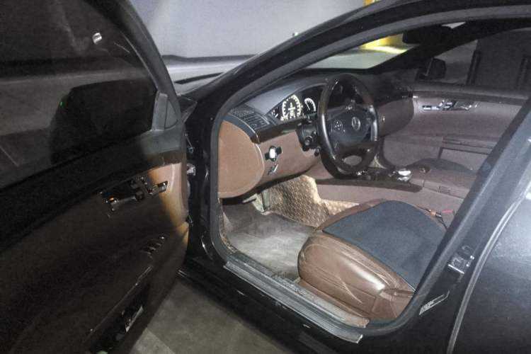 Used Mercedes-Benz S-Class 2012 S 300 L Luxury Grand Edition Driver Seat
