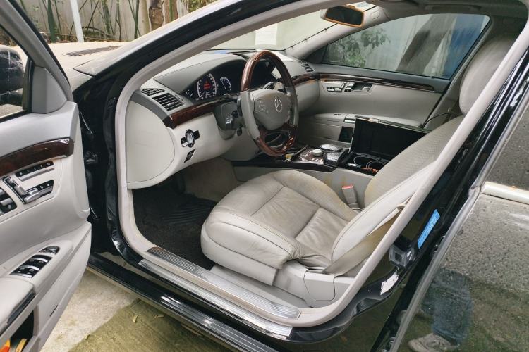 Used Mercedes-Benz S-Class 2012 S 400 L HYBRID Grand Edition Driver Seat