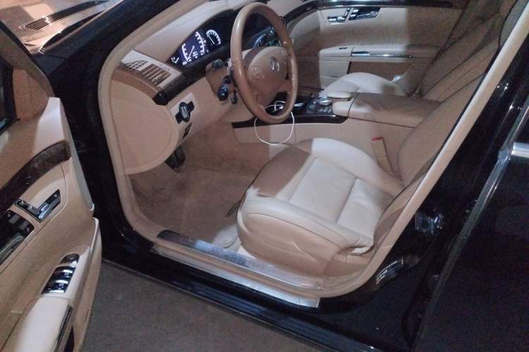 Used Mercedes-Benz S-Class 2012 S 300 L Business-Class Grand Edition Driver Seat