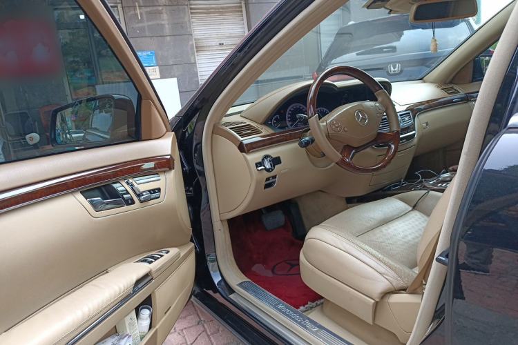 Used Mercedes-Benz S-Class 2012 S 350 L 4MATIC Grand Edition Driver Seat