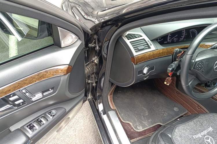 Used Mercedes-Benz S-Class 2012 S 300 L Business Standard Model Driver Seat