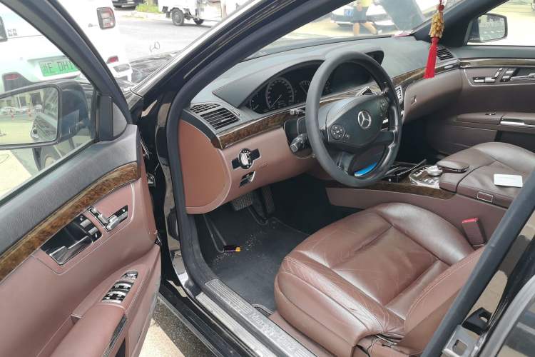 Used Mercedes-Benz S-Class 2012 S 300 L Prestige Grand Edition Driver Seat