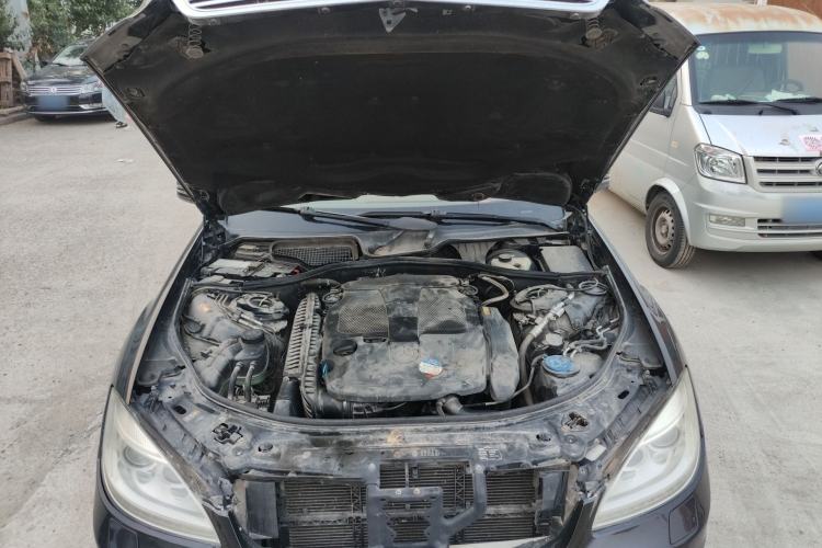 Used Mercedes-Benz S-Class 2012 S 350 L Grand Edition Engine Bay