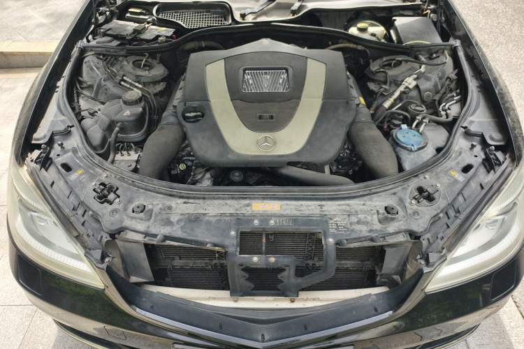 Used Mercedes-Benz S-Class 2012 S 300 L Prestige Grand Edition Engine Bay