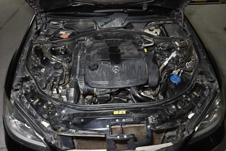 Used Mercedes-Benz S-Class 2012 S 350 L 4MATIC Grand Edition Engine Bay