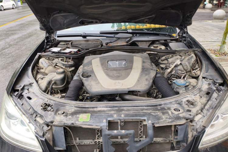 Used Mercedes-Benz S-Class 2012 S 300 L Prestige Grand Edition Engine Bay