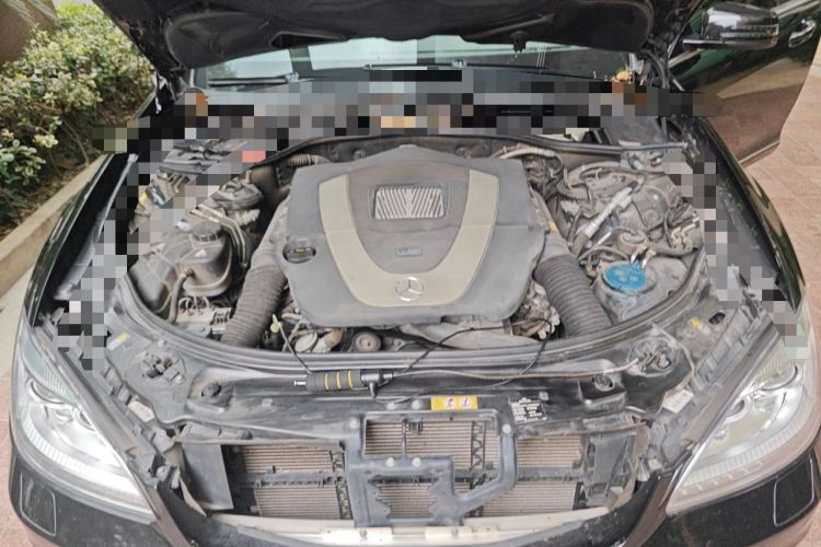 Used Mercedes-Benz S-Class 2012 S 300 L Business-Class Grand Edition Engine Bay