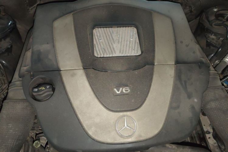Used Mercedes-Benz S-Class 2012 S 300 L Luxury Grand Edition Engine Bay