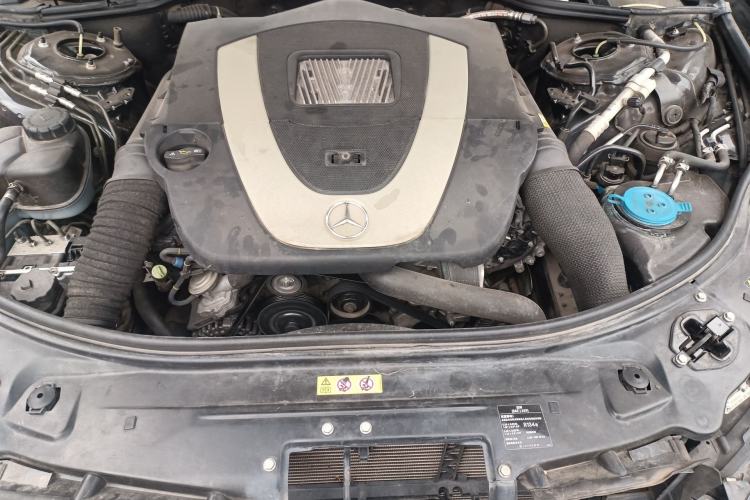 Used Mercedes-Benz S-Class 2012 S 300 L Luxury Grand Edition Engine Bay