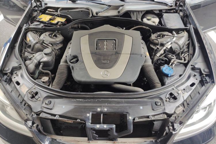 Used Mercedes-Benz S-Class 2012 S 300 L Business-Class Grand Edition Engine Bay