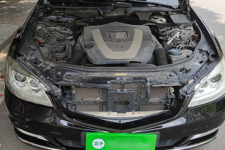 Used Mercedes-Benz S-Class 2012 S 300 L Luxury Grand Edition Engine Bay