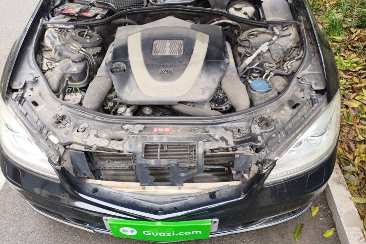 Used Mercedes-Benz S-Class 2012 S 300 L Business Standard Model Engine Bay