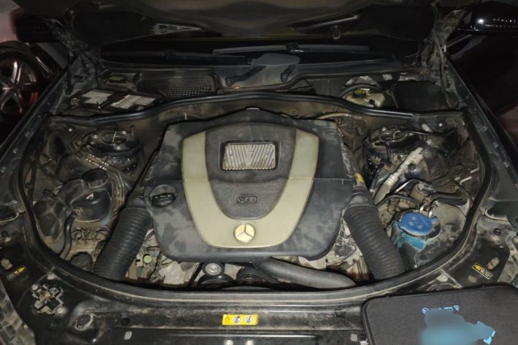 Used Mercedes-Benz S-Class 2012 S 300 L Business-Class Grand Edition Engine Bay