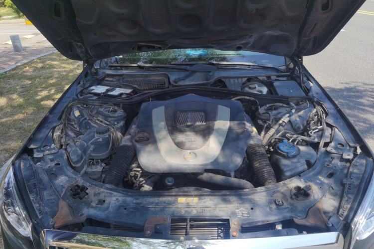 Used Mercedes-Benz S-Class 2012 S 300 L Prestige Grand Edition Engine Bay