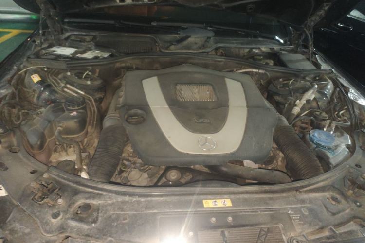 Used Mercedes-Benz S-Class 2012 S 300 L Business-Class Grand Edition Engine Bay