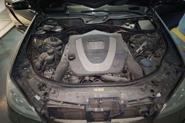 Used Mercedes-Benz S-Class 2012 S 300 L Business-Class Grand Edition Engine Bay
