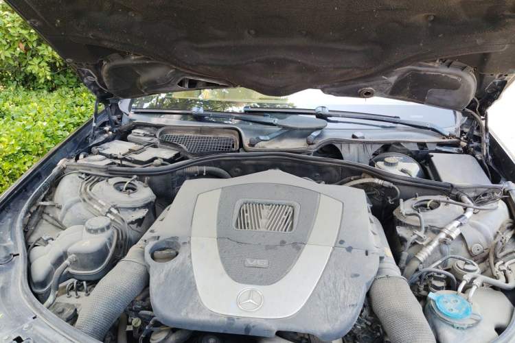 Used Mercedes-Benz S-Class 2012 S 300 L Business-Class Grand Edition Engine Bay