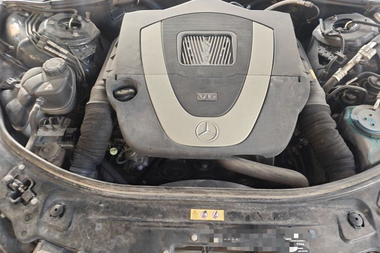 Used Mercedes-Benz S-Class 2012 S 300 L Business Standard Model Engine Bay