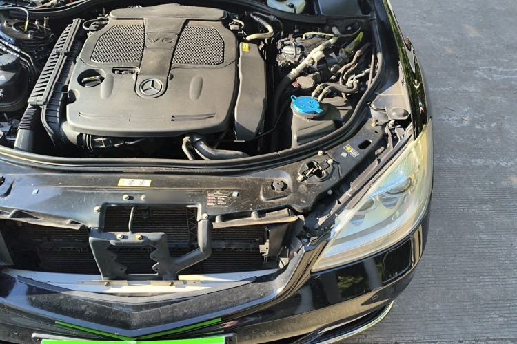 Used Mercedes-Benz S-Class 2012 S 350 L Grand Edition Engine Bay Left