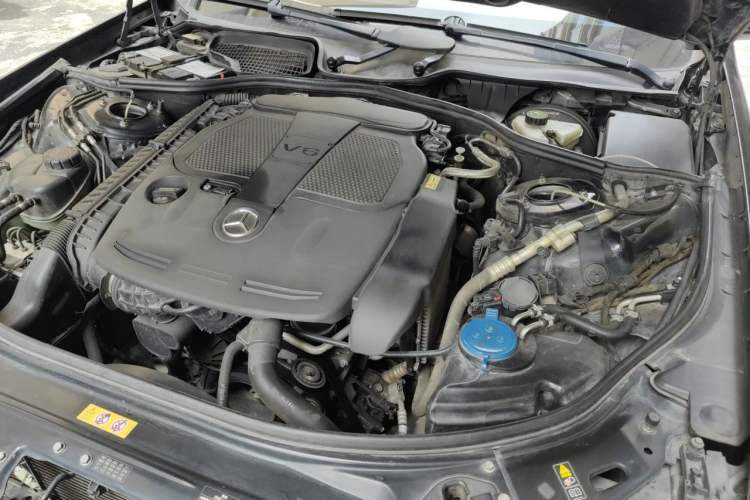 Used Mercedes-Benz S-Class 2012 S 350 L 4MATIC Grand Edition Engine Bay Left