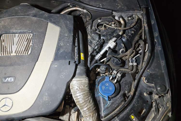 Used Mercedes-Benz S-Class 2012 S 400 L HYBRID Grand Edition Engine Bay Left