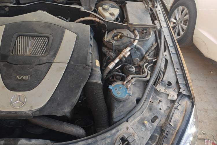 Used Mercedes-Benz S-Class 2012 S 300 L Business Standard Model Engine Bay Left