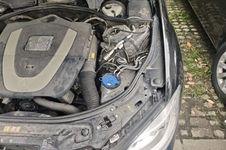 Used Mercedes-Benz S-Class 2012 S 300 L Prestige Grand Edition Engine Bay Left