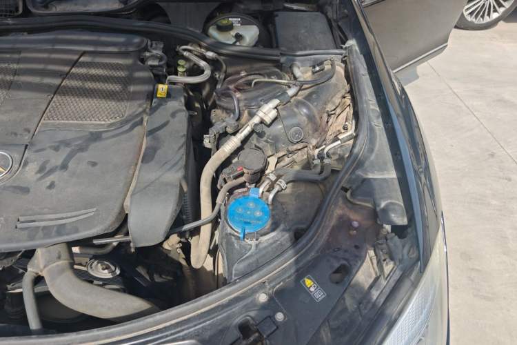 Used Mercedes-Benz S-Class 2012 S 350 L 4MATIC Grand Edition Engine Bay Left
