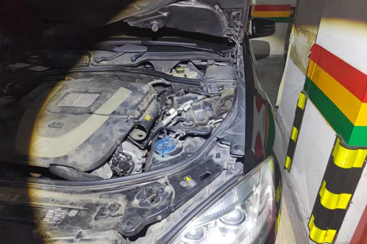 Used Mercedes-Benz S-Class 2012 S 300 L Business-Class Grand Edition Engine Bay Left