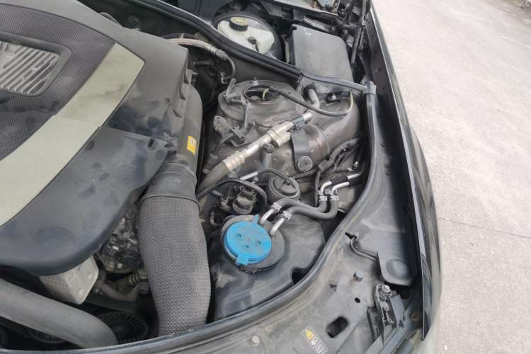 Used Mercedes-Benz S-Class 2012 S 300 L Business Standard Model Engine Bay Left